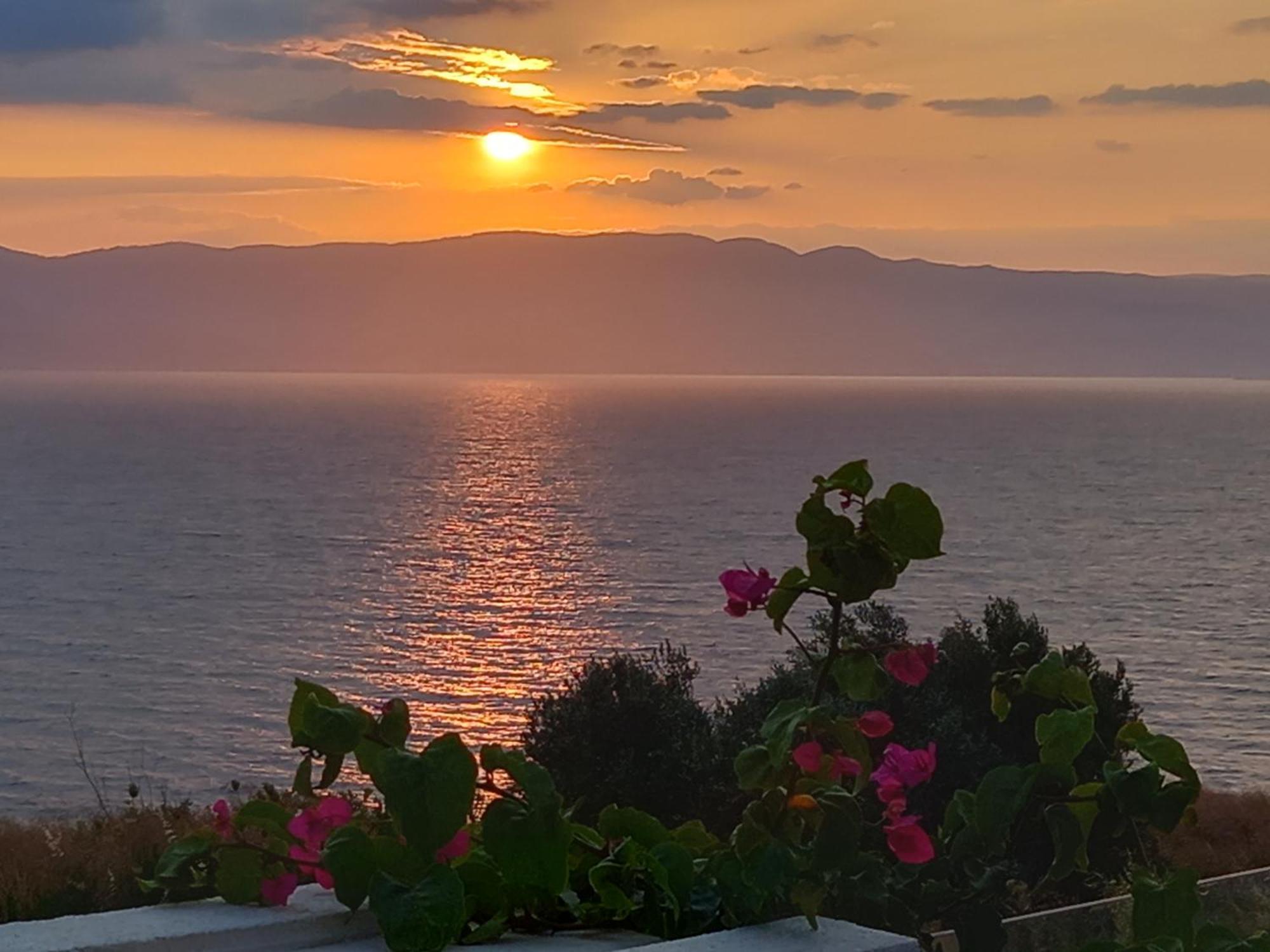 Mavi Panorama Villa Çeşme Exterior foto