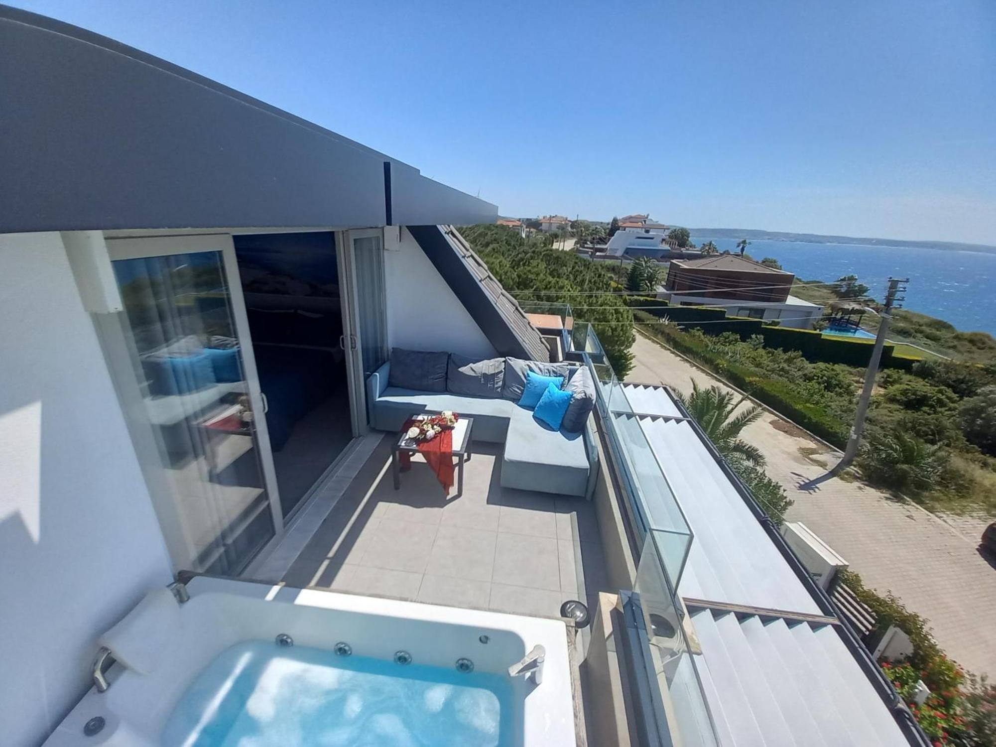 Mavi Panorama Villa Çeşme Exterior foto